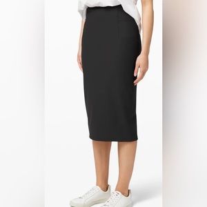 Lululemon A New Route Skirt